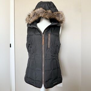 Eddie Bauer Women's Black Hooded Puffer Vest